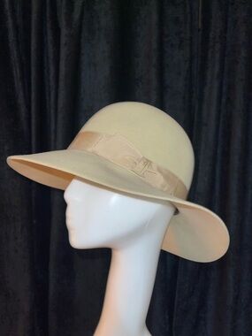 High End Designer Vintage Cream Borsalino
